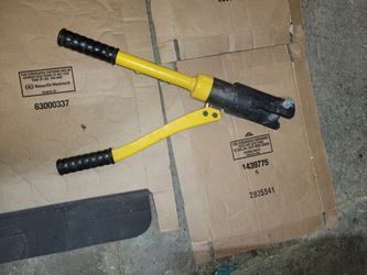 Cable Lug Crimper