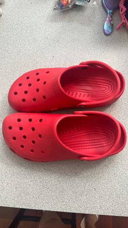 Women’s size 10 red crocs like new