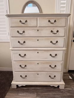 Clothes dresser