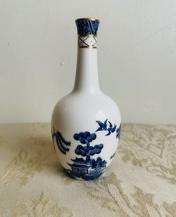 Vintage 1980s Royal Doulton Fine China Stem Vase - Feel Free to Ask Questions