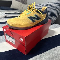 New Balance Tennis Shoes