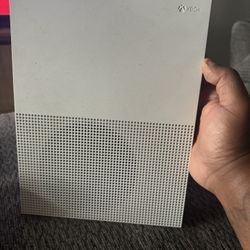 XBOX ONE 1 TB