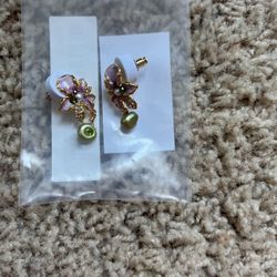 Flower Shaped earrings 