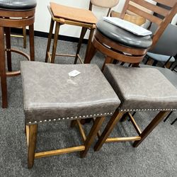 NEW COSTWAY Bar Stools Set of 2, 24-Inch Counter Height Saddle Stools