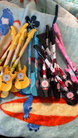 Guitar pens