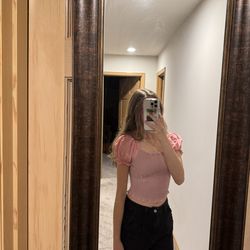 Cute pink top