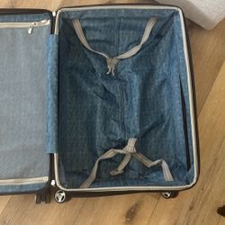 Suitcase 