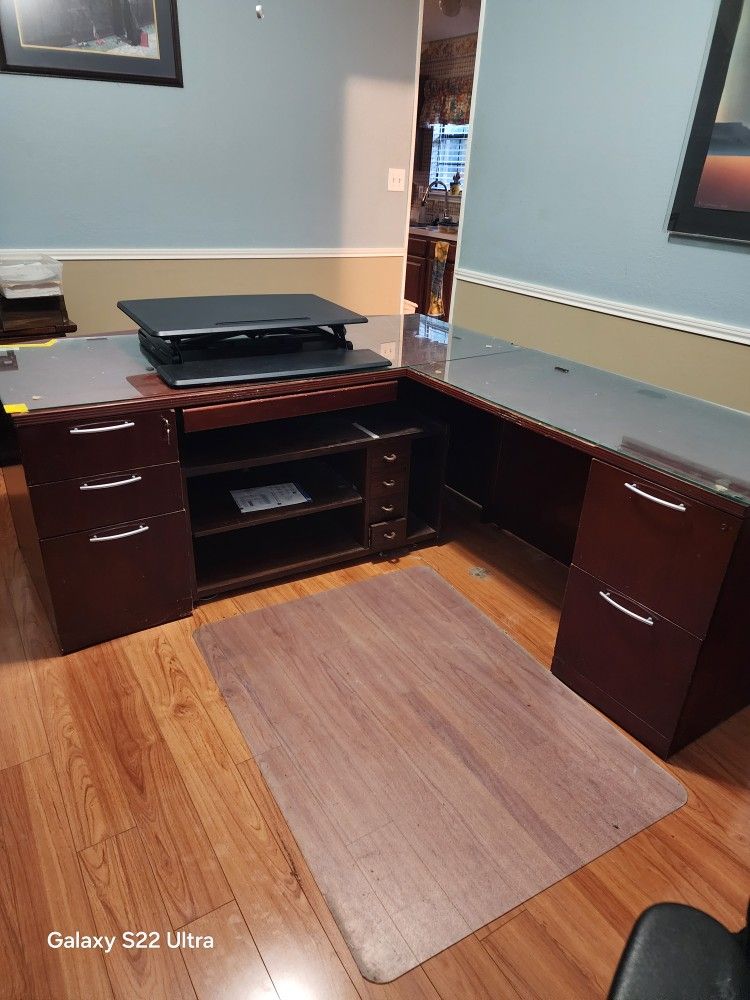 Desk file Cabinet And Chest of drawers