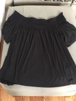 Women’s top brand new with tags size large