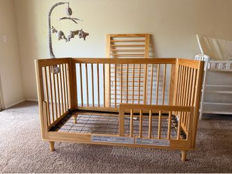 Free crib- must go today!
