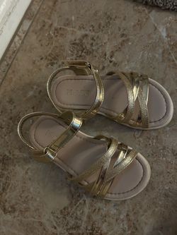 Free girl 8T sandals