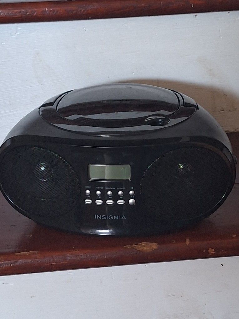 Insignia Radio