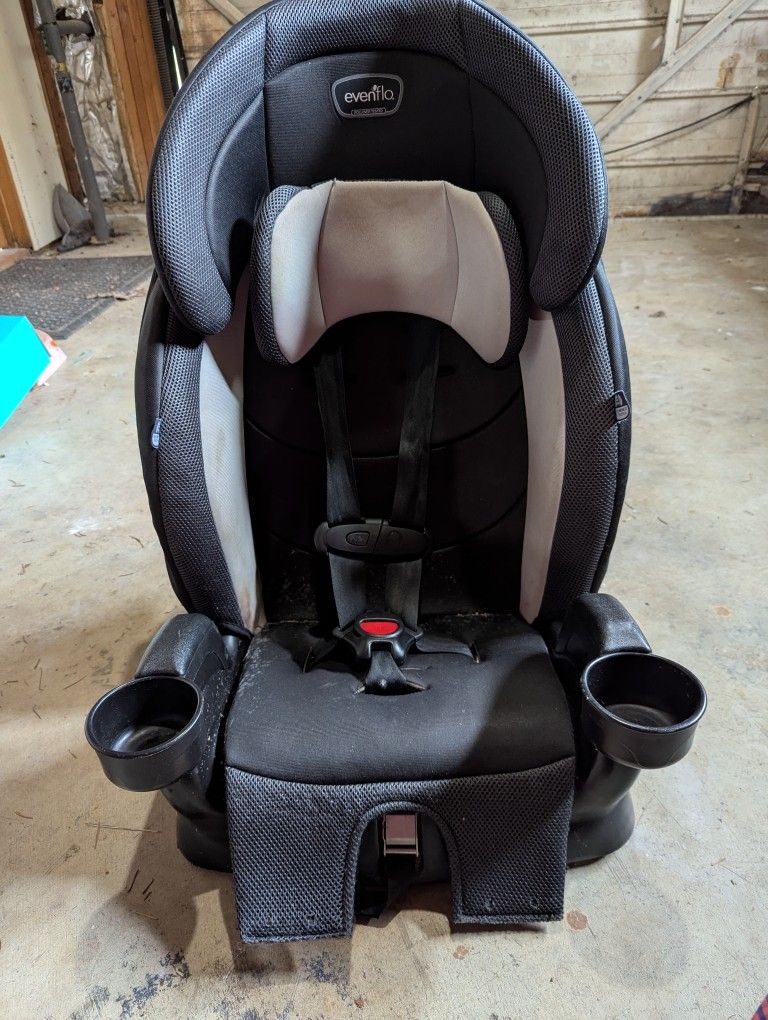 Evenflo Carseat For 3-7 Years Old