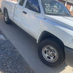 2006 Dodge Dakota
