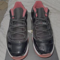Air Jordan 11 Retro 2015 Low Bred Size 11