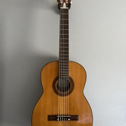 Encore G470 Vintage Classical Guitar