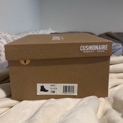 CUSHIONAIRE Women's Didi Lace up boot +Memory 