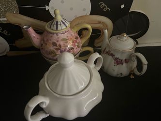 Tea cups