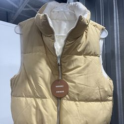 REVERSIBLE PUFFER VEST