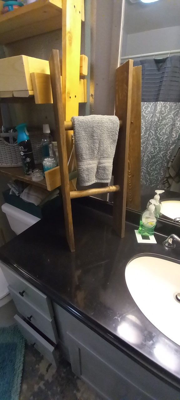 Hand Towel Ladder
