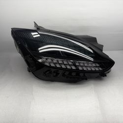 23-25 Hyundai Ioniq 6 Passenger Side RT LED Headlight OEM 9