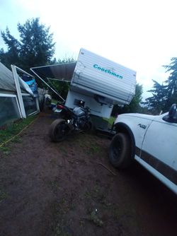 Fifth wheel 24 ft 1998 Coachman TRADE