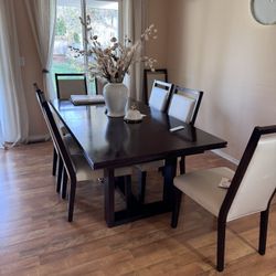 Dining Table And Chairs 