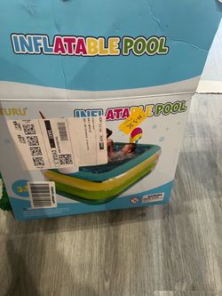 Inflatable unicorn pool