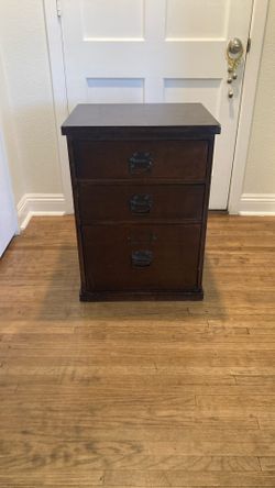 3- File Drawer cabinet