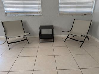 Accent Chairs