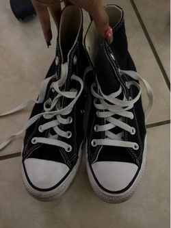 Black converse ( size 8 in women’s)