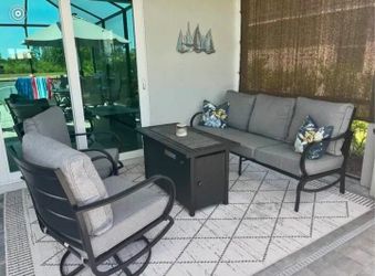 Outdoor patio set