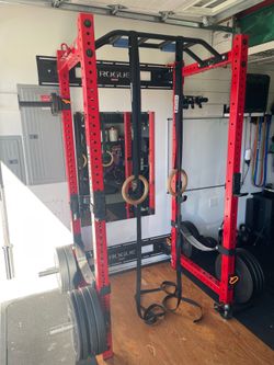 Rogue Full Sized Folding Rack Garage Setup