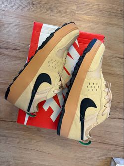 Boys Nike