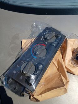 Chevy Hvac controller Chevy GMC