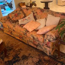 Vintage Floral Couch