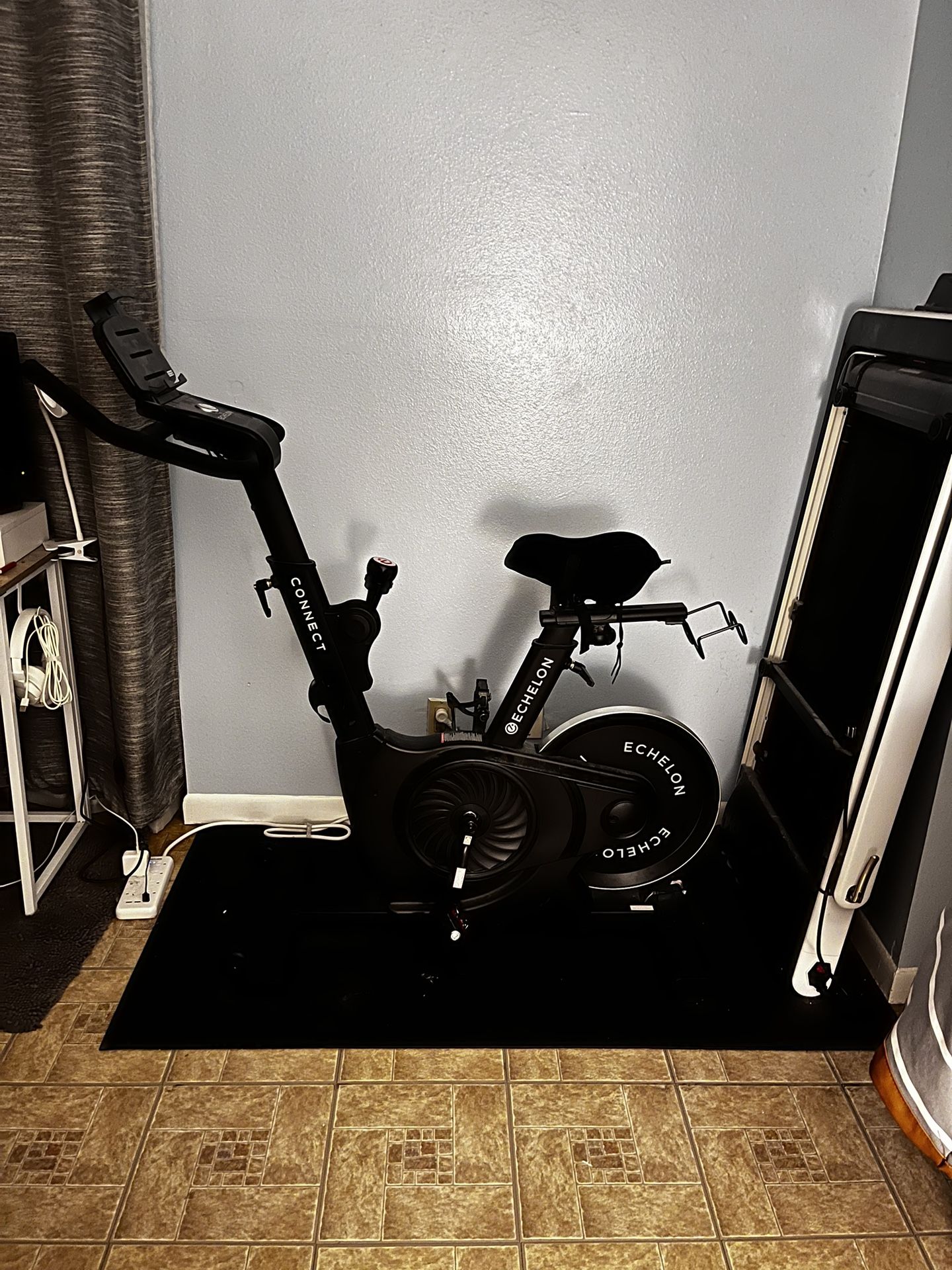 Echelon Connect Ex-3 Fitness Bike