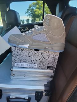 Nike air Jordan "5" size 10