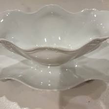 TIRSCHENREUTH BARONESSE White Gravy Boat with Attached Underplate