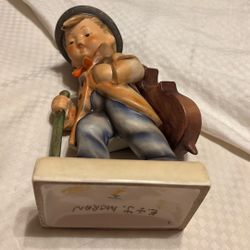 Large Goebel Figurine little Cellist #89/2 c1938 Full Crown
