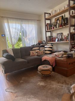 Sectional Couch, Gray