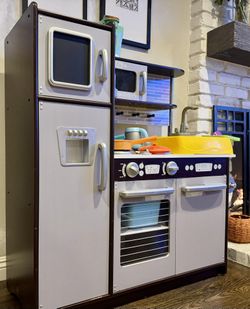 Kids Play Kitchen w/ Running Water Faucet