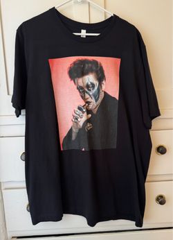 T- SHIRT / STREET STYLE / Artist = INDIAN GIVER