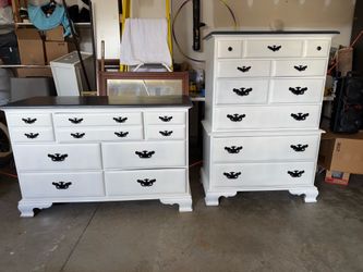 Refinished Vintage White Bedroom Dresser Set
