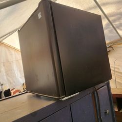 Mini Refrigerator 