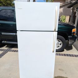 Frigidaire Freezer Refrigerator 