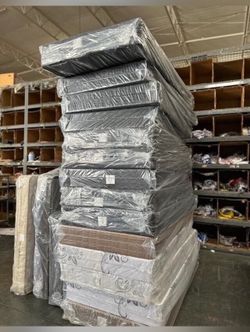 Twin size box spring / Base