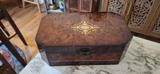 Vtg Style Decorative Box