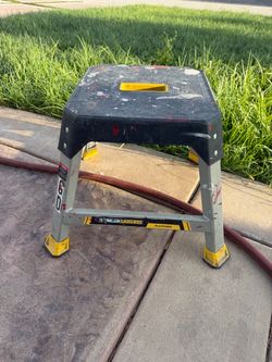 Gorilla ladder platform
