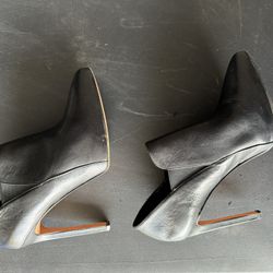 Nine West Black Booties Size 8